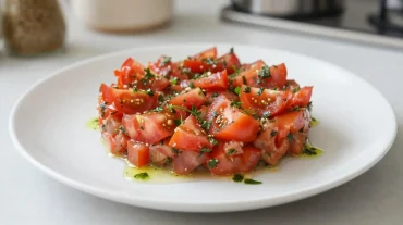 Délicieux tartare de tomates préparé dans l'airfryer pour une texture parfaite.
